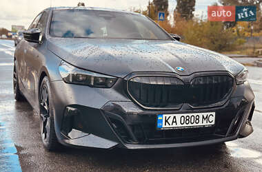 Седан BMW 5 Series 2024 в Киеве