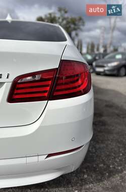 Седан BMW 5 Series 2012 в 
