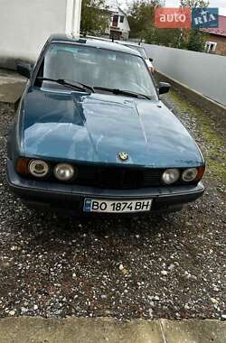 Седан BMW 5 Series 1991 в Гусятине