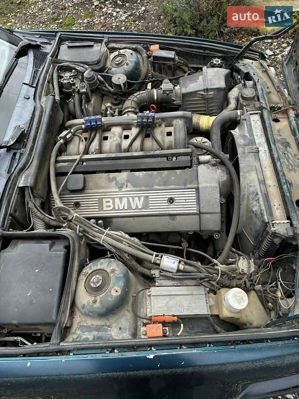Седан BMW 5 Series 1991 в Гусятине