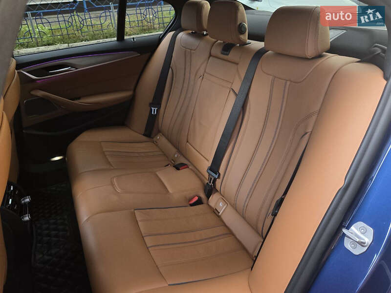 Седан BMW 5 Series 2021 в Киеве