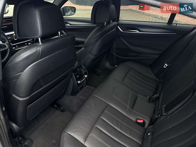Седан BMW 5 Series 2020 в Киеве