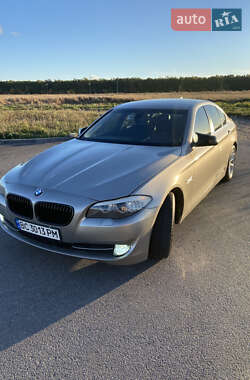 Седан BMW 5 Series 2010 в 