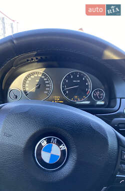 Седан BMW 5 Series 2010 в 