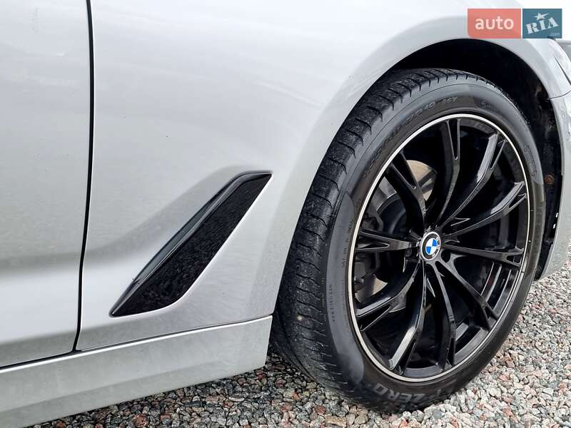Универсал BMW 5 Series 2018 в Киеве