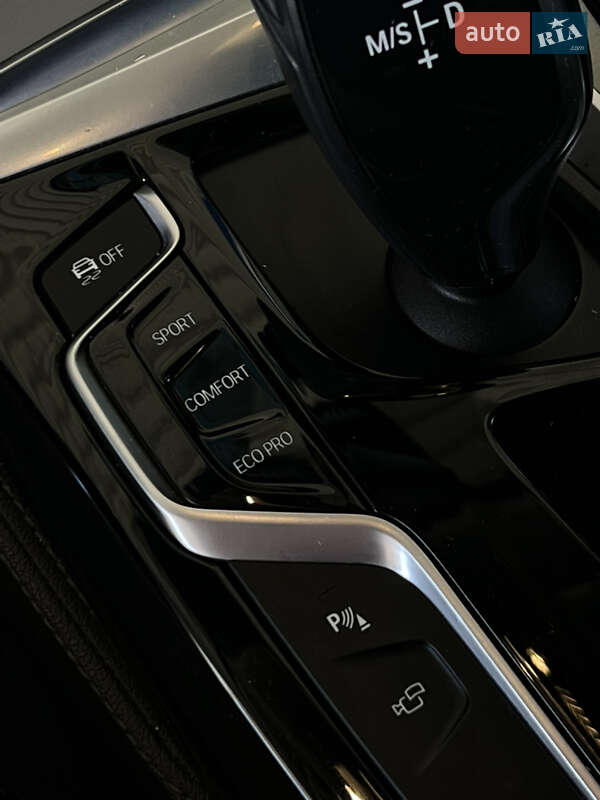 Седан BMW 5 Series 2017 в Миколаєві