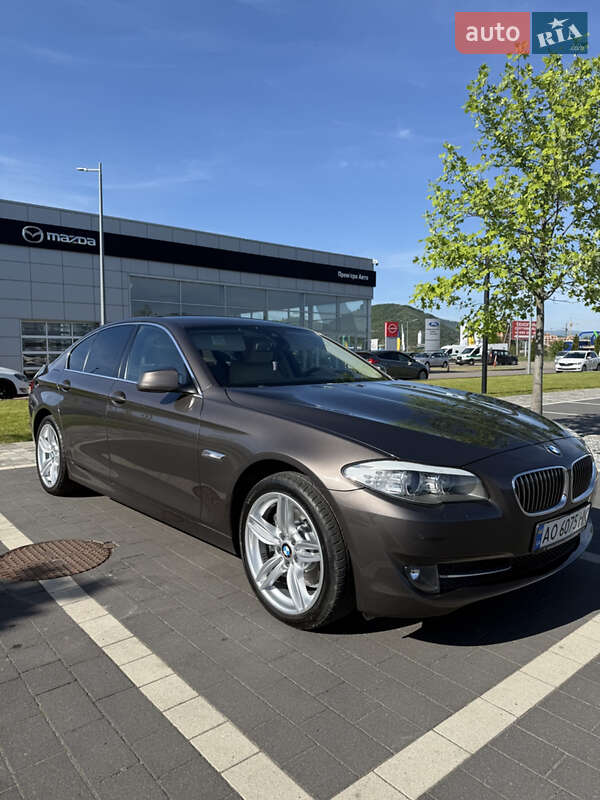 BMW 5 Series 2012 BMW 5 Series 2012