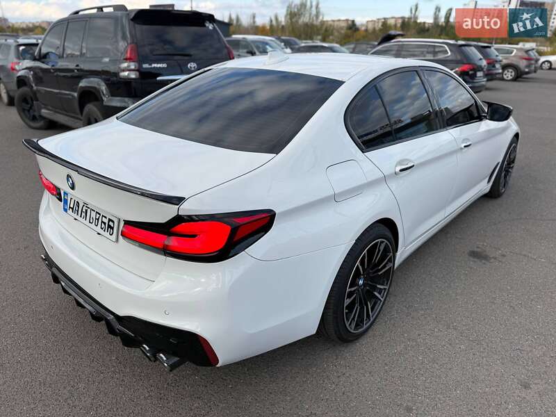 Седан BMW 5 Series 2017 в Кривом Роге