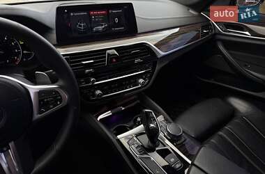 Седан BMW 5 Series 2017 в 