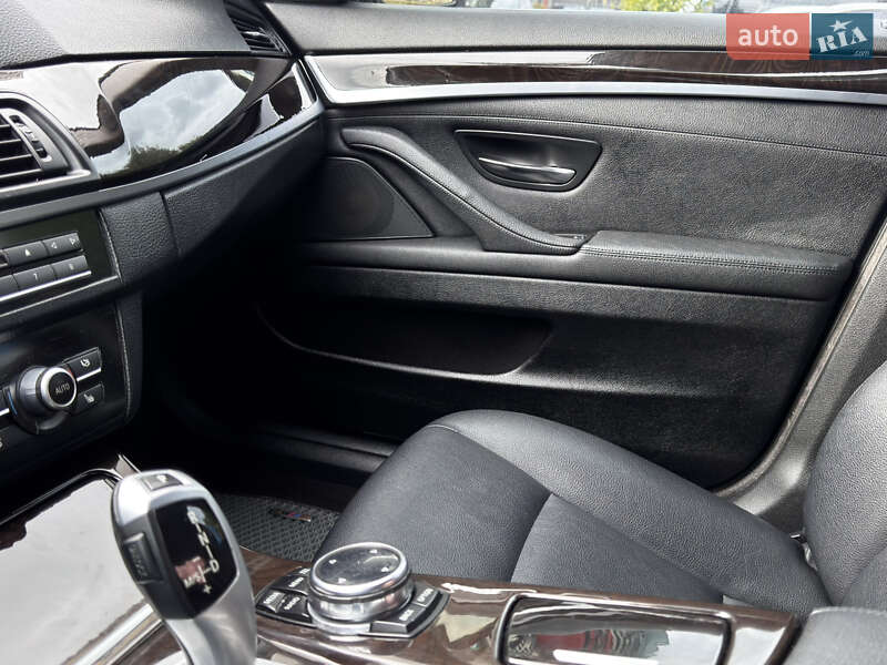 Седан BMW 5 Series 2014 в Києві фото 36 Седан BMW 5 Series 2014 в Києві