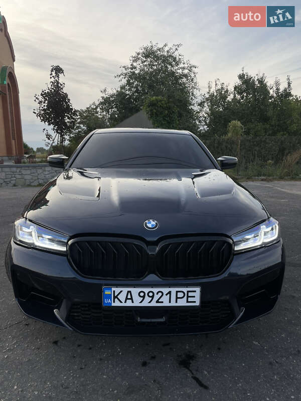 Універсал BMW 5 Series 2018 в Києві фото 4 Універсал BMW 5 Series 2018 в Києві