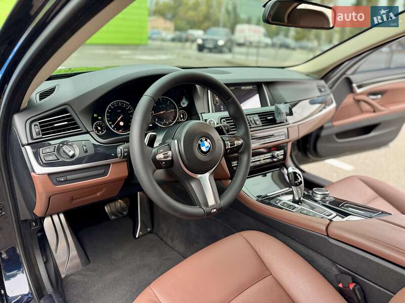 Седан BMW 5 Series 2015 в Киеве