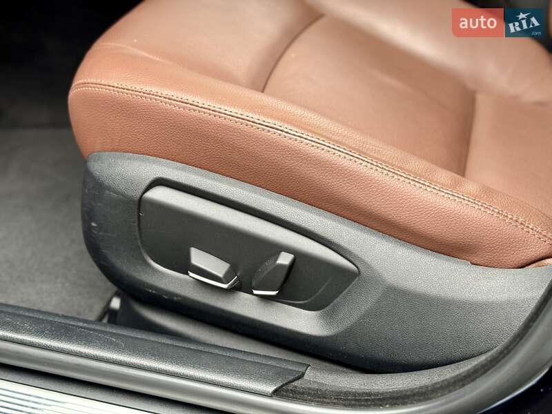 Седан BMW 5 Series 2015 в Киеве