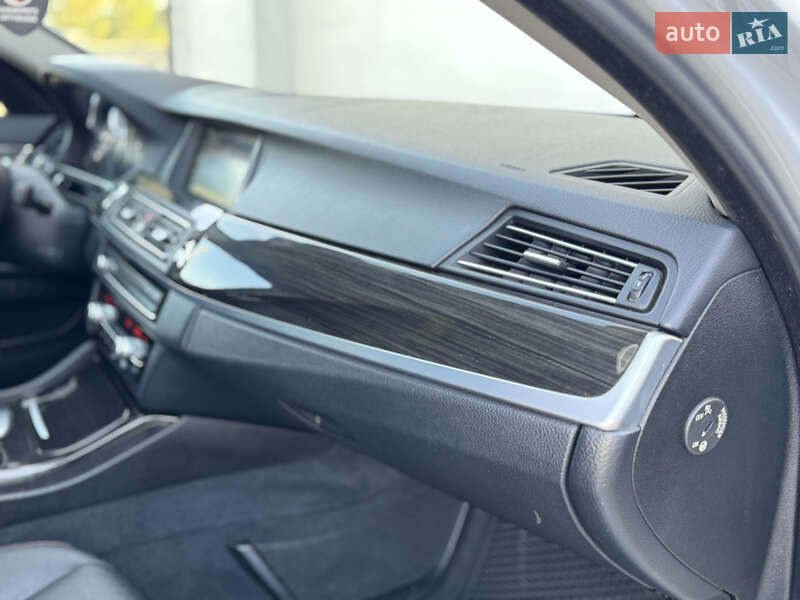 Седан BMW 5 Series 2014 в Сарнах