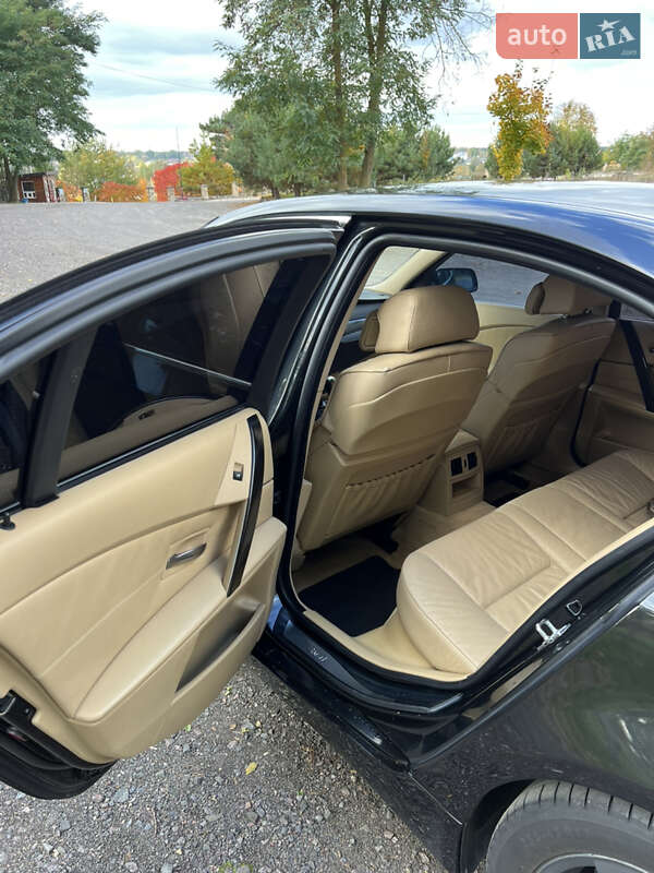 Седан BMW 5 Series 2003 в Ровно