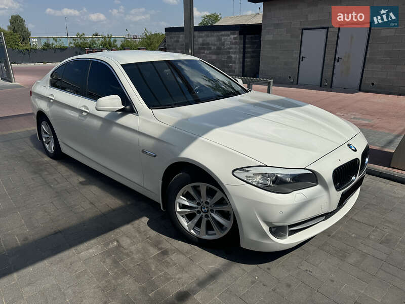 BMW 5 Series 2012