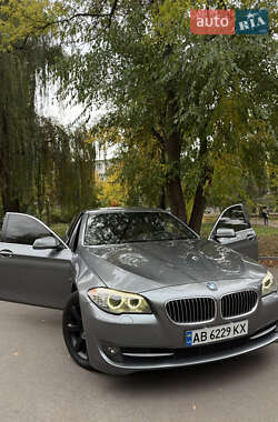 Седан BMW 5 Series 2010 в 