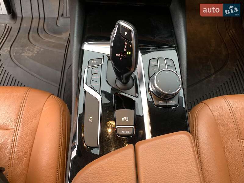 Седан BMW 5 Series 2017 в Виннице фото 29 Седан BMW 5 Series 2017 в Виннице