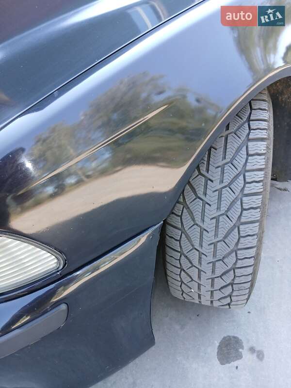 Седан BMW 5 Series 2000 в Славуті