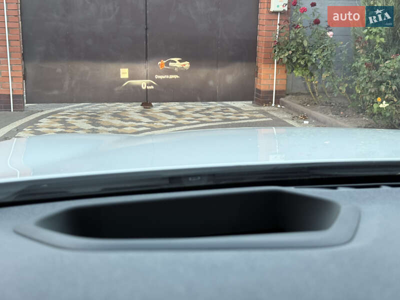 Седан BMW 5 Series 2017 в Миколаєві