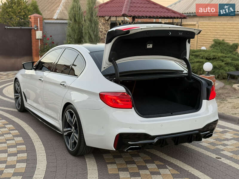 Седан BMW 5 Series 2017 в Миколаєві