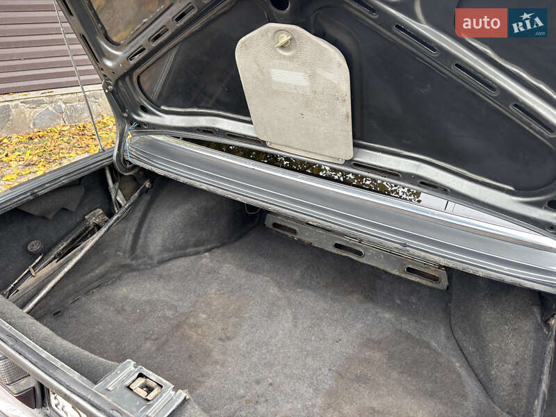Седан BMW 5 Series 1986 в Знаменке