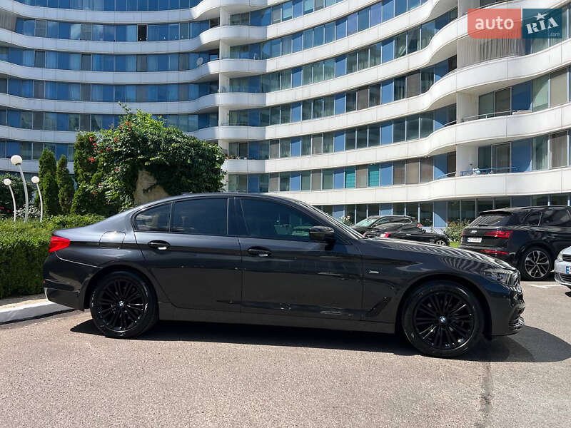 Седан BMW 5 Series 2017 в Одесі фото 5 Седан BMW 5 Series 2017 в Одесі