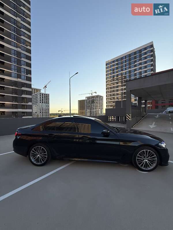 Седан BMW 5 Series 2017 в Києві
