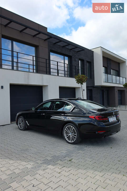 Седан BMW 5 Series 2018 в Черновцах