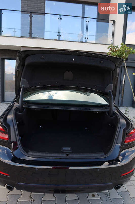 Седан BMW 5 Series 2018 в Черновцах