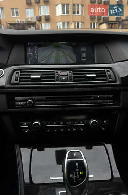 Седан BMW 5 Series 2010 в 