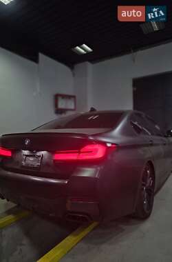 Седан BMW 5 Series 2023 в Львове