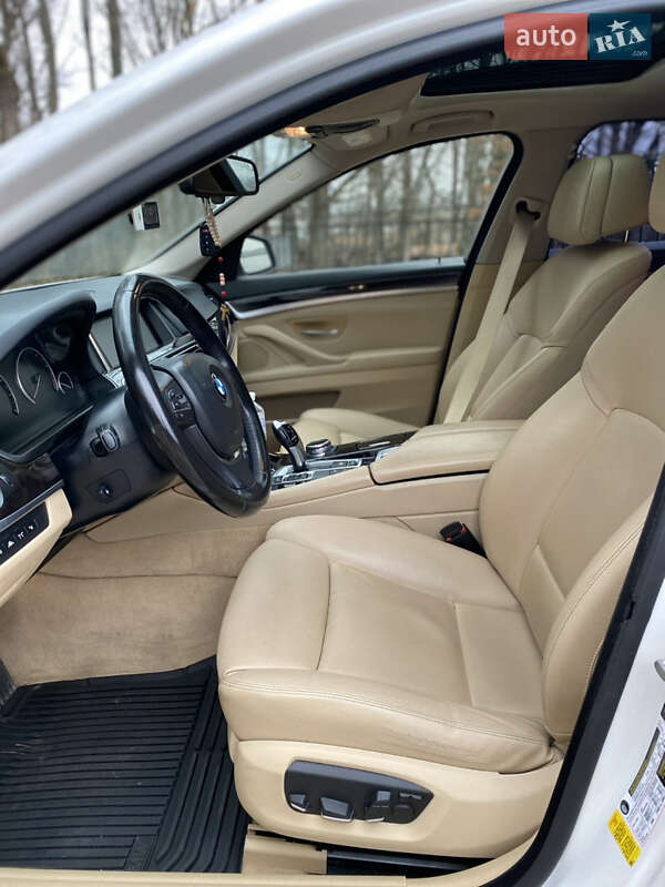 Седан BMW 5 Series 2014 в Тернополе