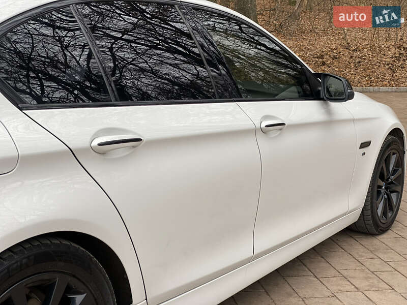 Седан BMW 5 Series 2014 в Тернополе