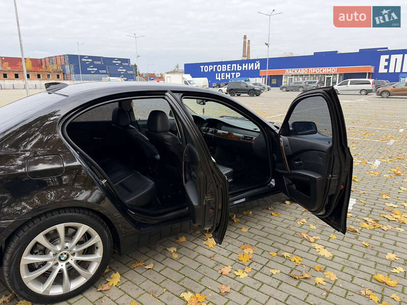 Седан BMW 5 Series 2006 в Тернополе