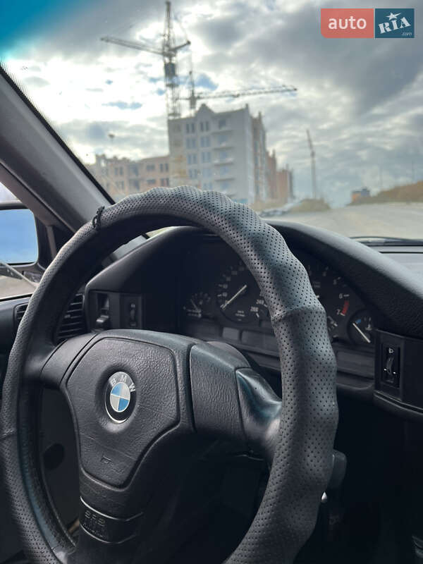 Седан BMW 5 Series 1989 в Рівному фото 8 Седан BMW 5 Series 1989 в Рівному