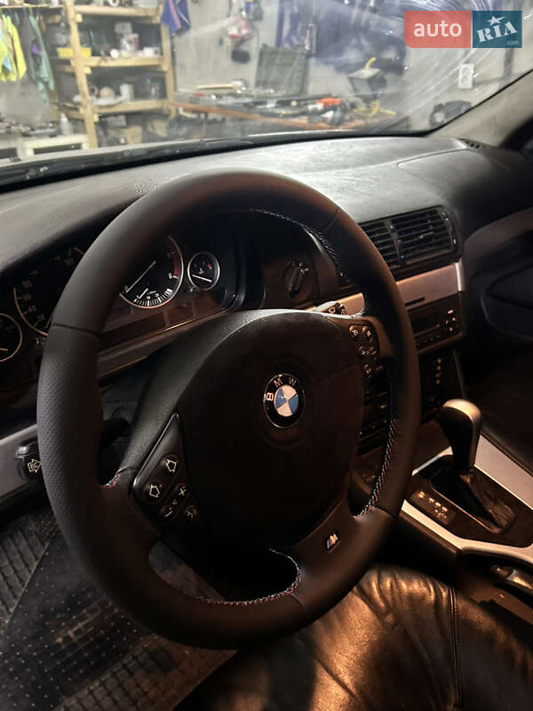 Седан BMW 5 Series 2001 в Володимирі
