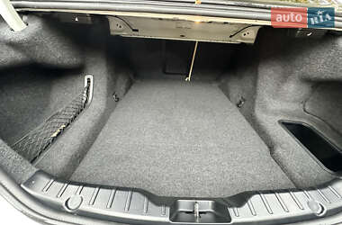 Седан BMW 5 Series 2013 в 