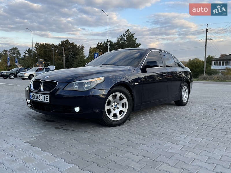 Седан BMW 5 Series 2003 в 