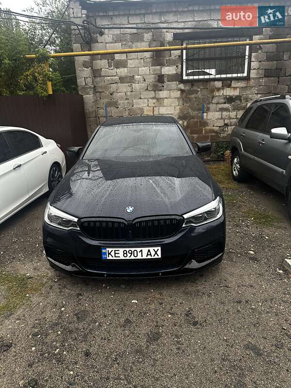 Седан BMW 5 Series 2017 в Киеве фото 8 Седан BMW 5 Series 2017 в Киеве