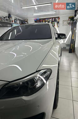 Седан BMW 5 Series 2013 в 