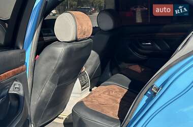 Седан BMW 5 Series 2000 в  фото 10 Седан BMW 5 Series 2000 в