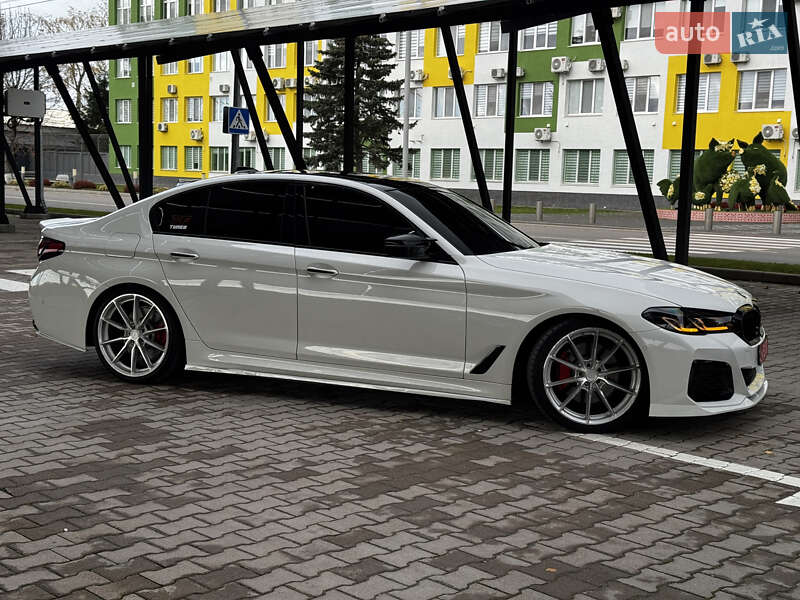 Седан BMW 5 Series 2017 в Тернополе