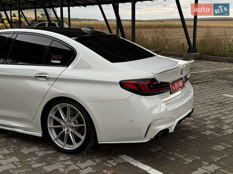 Седан BMW 5 Series 2017 в Тернополе