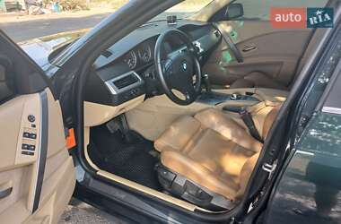 Седан BMW 5 Series 2003 в  фото 9 Седан BMW 5 Series 2003 в