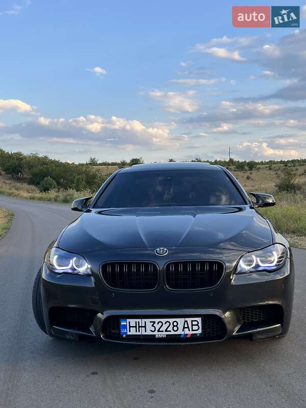 BMW 5 Series 2011