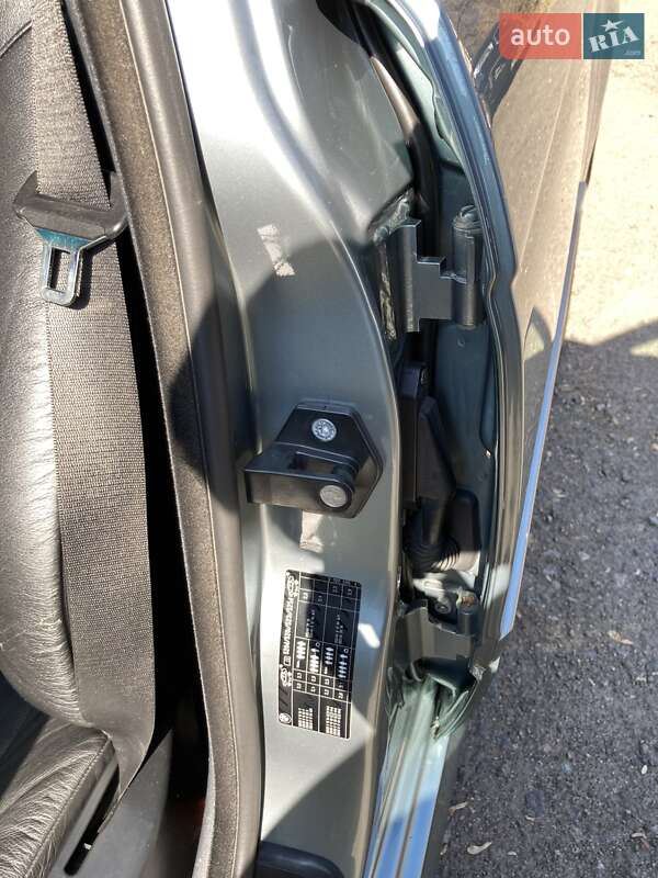 Седан BMW 5 Series 2001 в Киеве