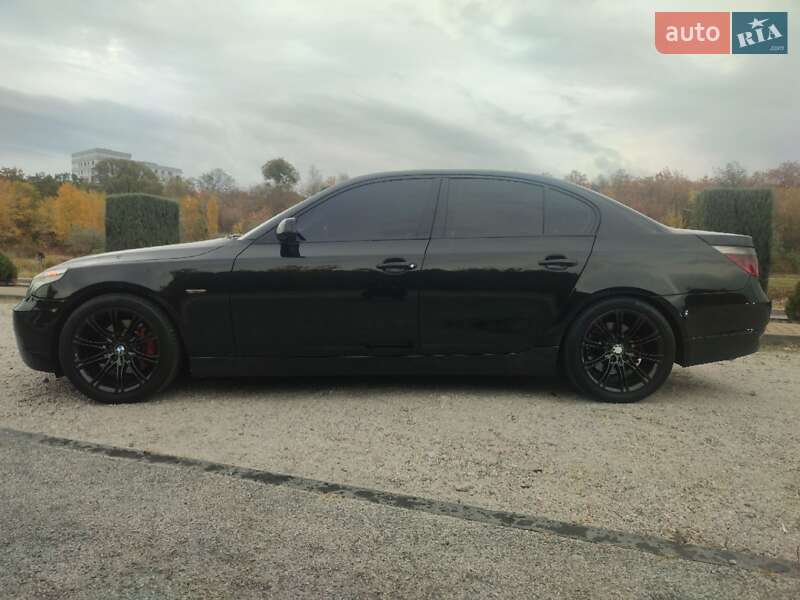 Седан BMW 5 Series 2003 в Дніпрі