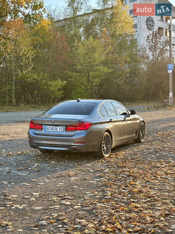 Седан BMW 5 Series 2017 в Івано-Франківську