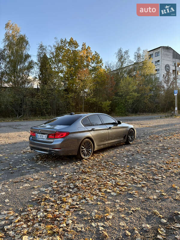 Седан BMW 5 Series 2017 в Івано-Франківську
